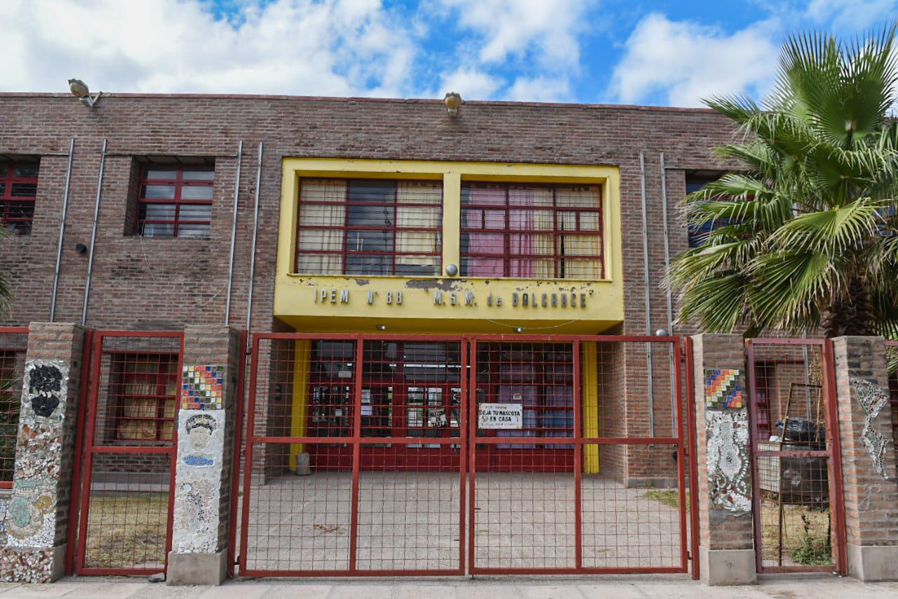 IPEM 88. Todas las escuelas pblicas de Capilla del Monte contaron con respaldo del municipio para la vuelta a clases.
