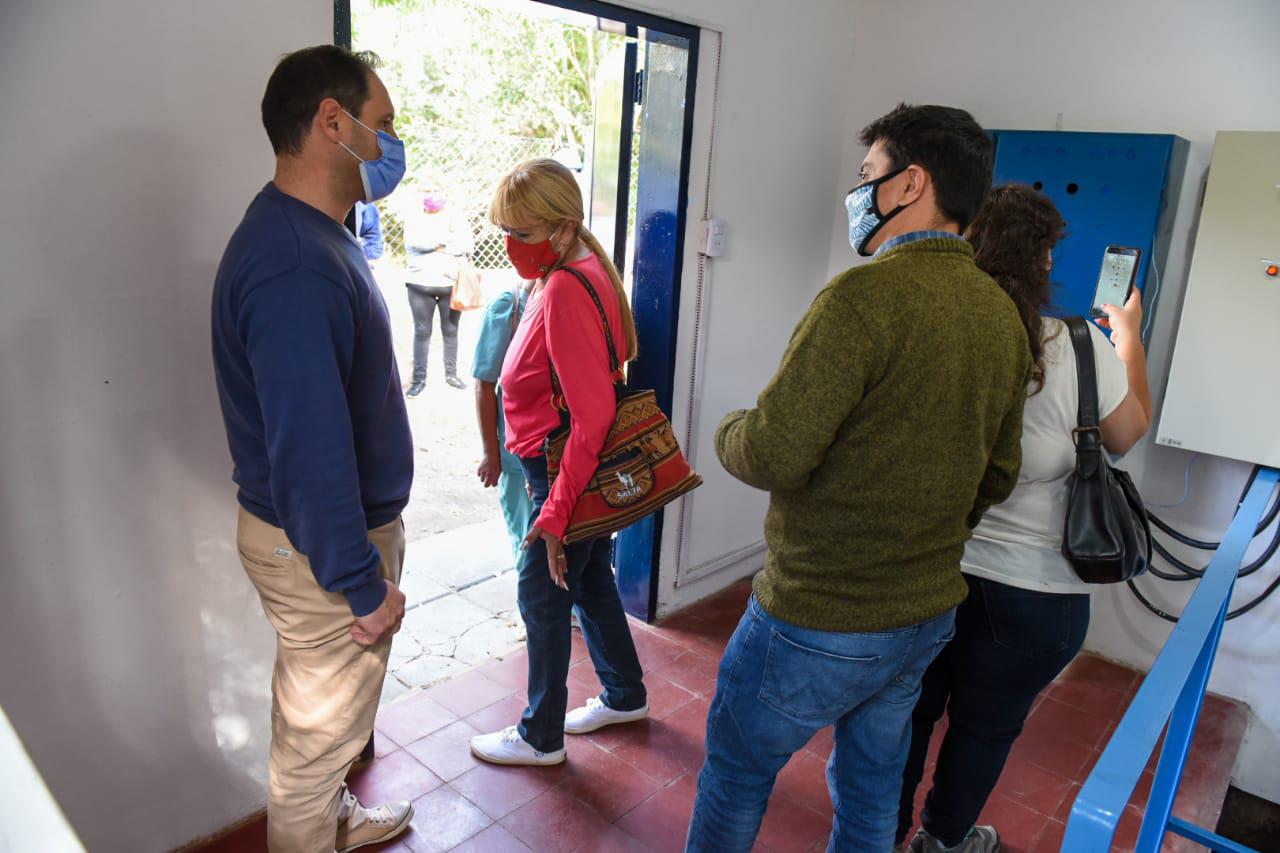 Con ms inversin en la Estacin de Bombeo , el Municipio termina con la saturacin de la cmara de cloacas de barrio las Flores