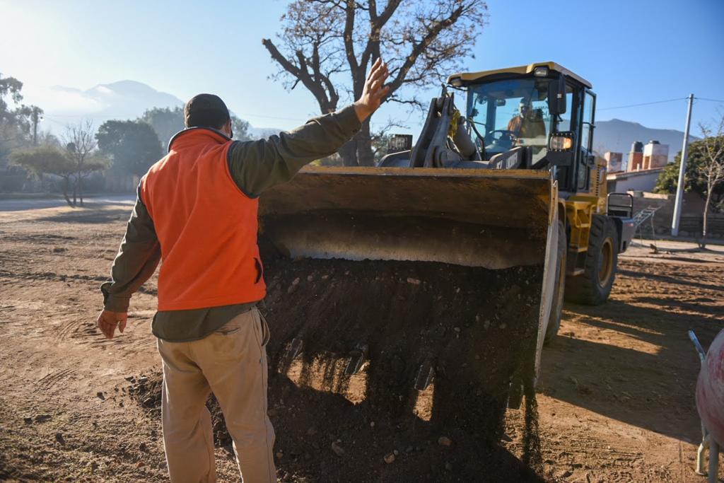 Comenzaron las obras de mejoramiento en la plaza Rivero de barrio Argentino