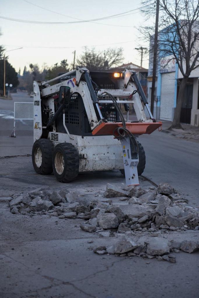 CONTINA LA REPOSICIN DE PAOS DE HORMIGN