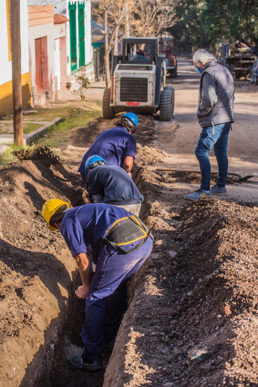 AVANZA LA RENOVACIN DE CLOACAS EN EL BARRIO 9 DE JULIO