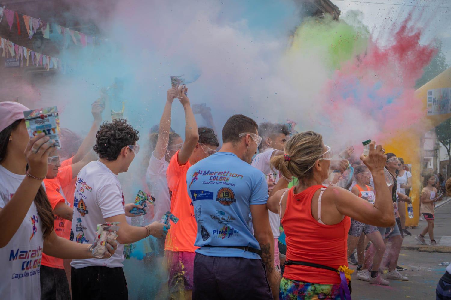 CON GRAN CONVOCATORIA, SE REALIZ AL PRIMERA CARRERA DEL COLOR EN CAPILLA DEL MONTE