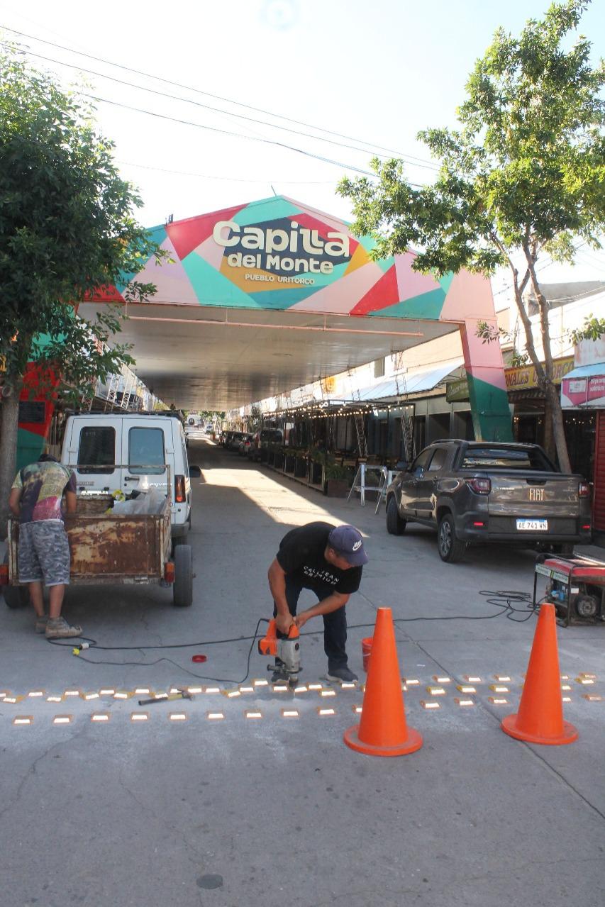 NUEVOS REDUCTORES DE VELOCIDAD EN LA CALLE TECHADA