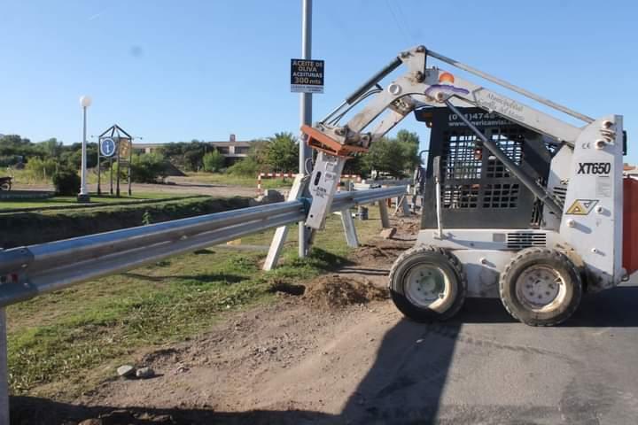 COLOCACIN DE GUARDARRAIL EN LA RUTA 38 