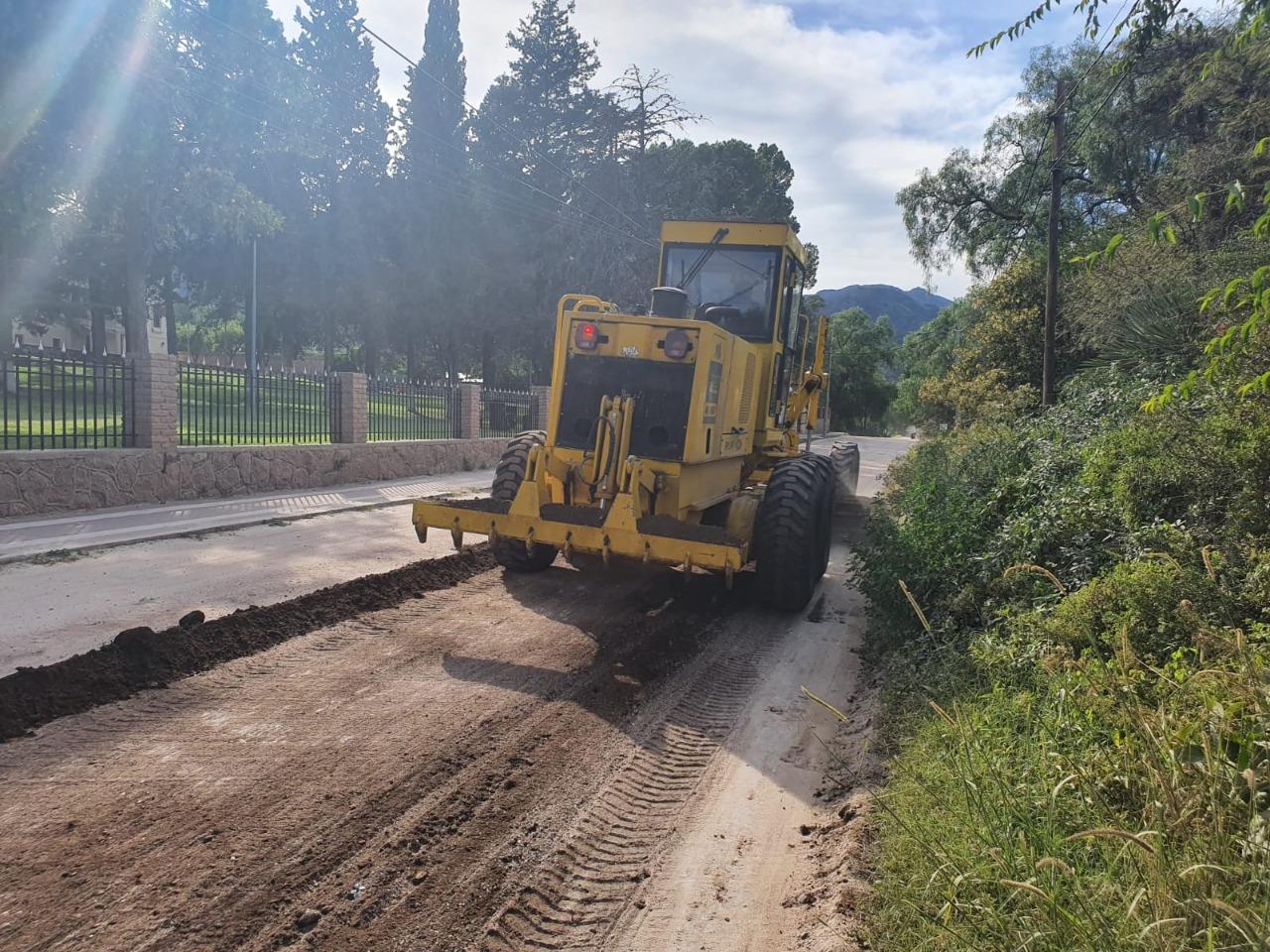 AVANZA LA REPARACIN DE CALLES EN LOS BARRIOS