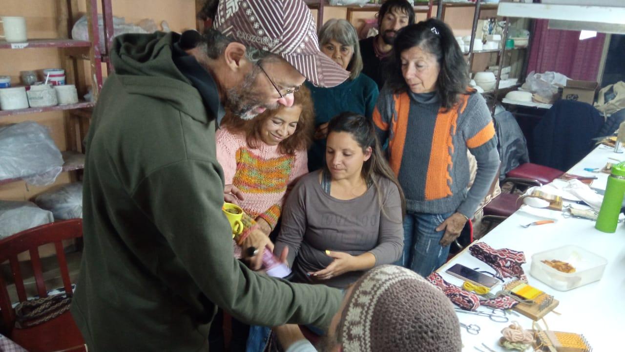 TALLER UNA MIRADA AL MUNDO DEL TAPIZ  EN EL MARCO DE LA EXPOSICIN DEL PALAIS DE GLACE