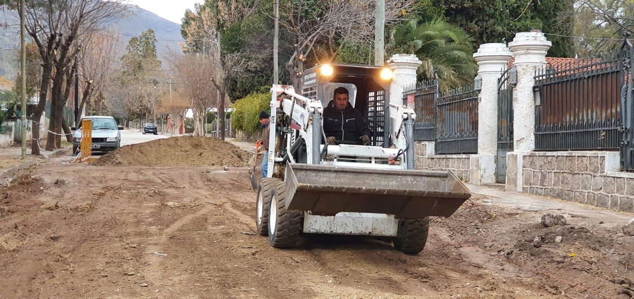 CONTINA LA RESTAURACIN DE LA CALLE ARISTBULO DEL VALLE 