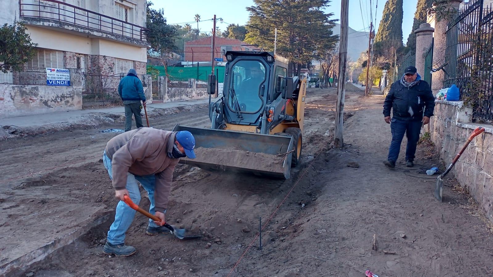 CONTINA LA RESTAURACIN DE LA CALLE ARISTBULO DEL VALLE