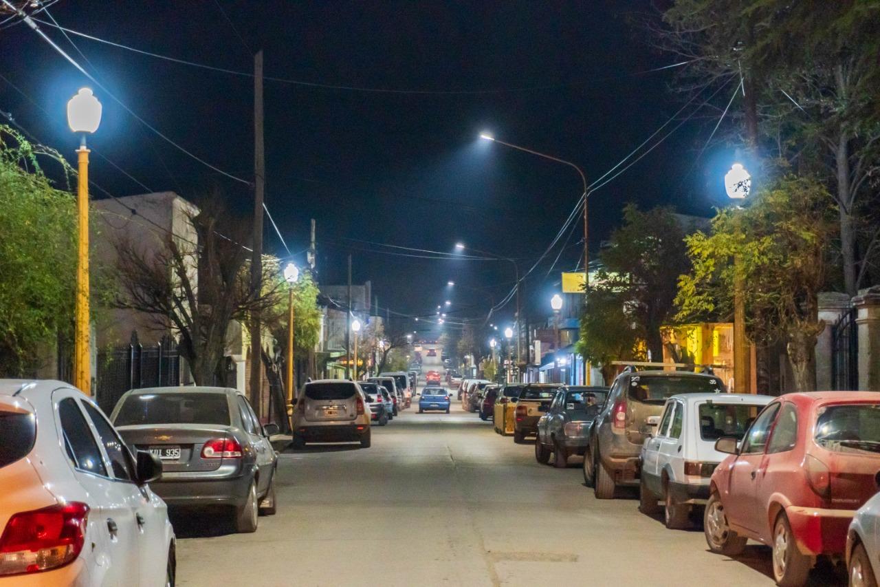 SE RENOVARON 40 LUCES EN EL CASCO CNTRICO