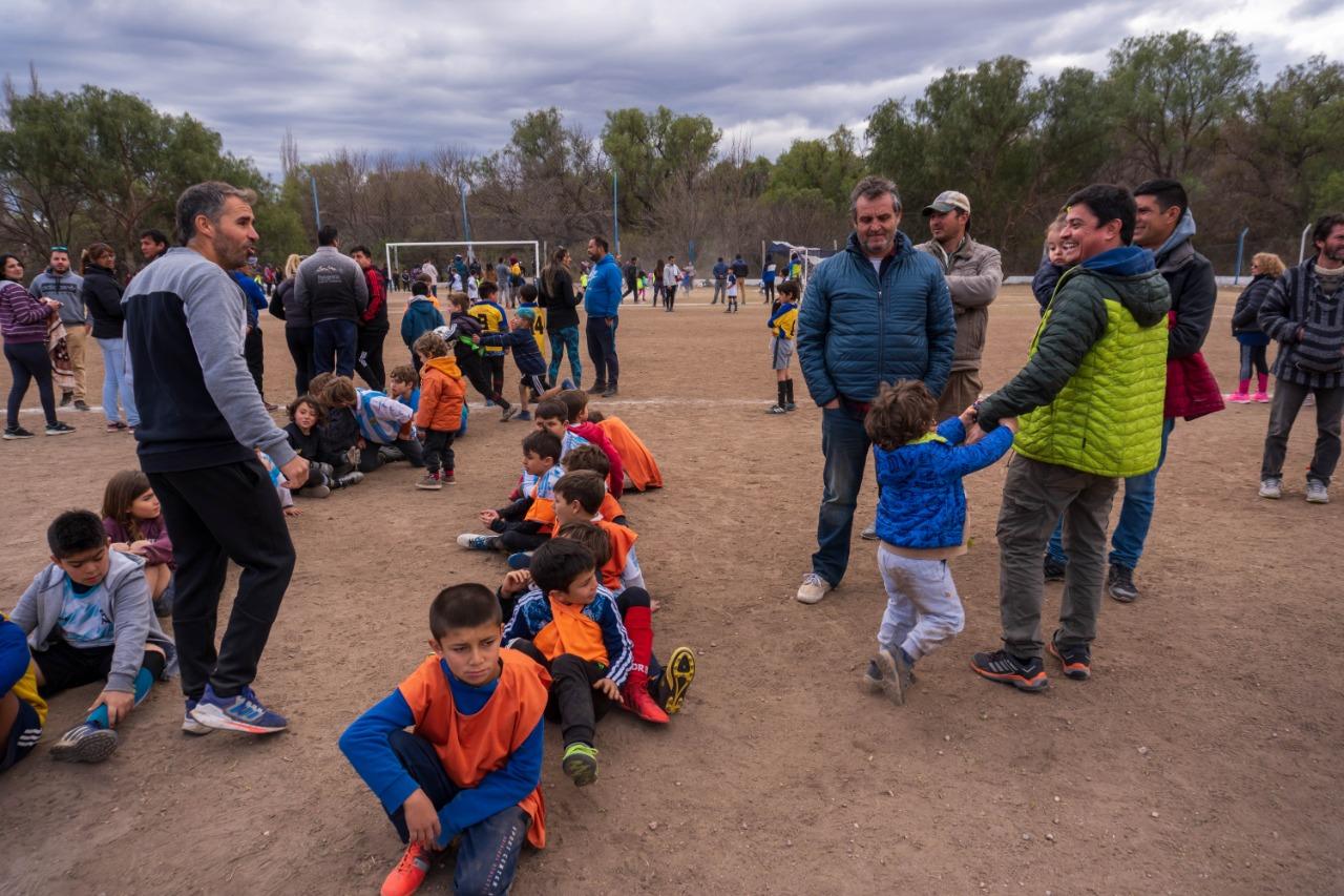 GRAN CONVOCATORIA EN EL ENCUENTRO DE FTBOL INFANTIL