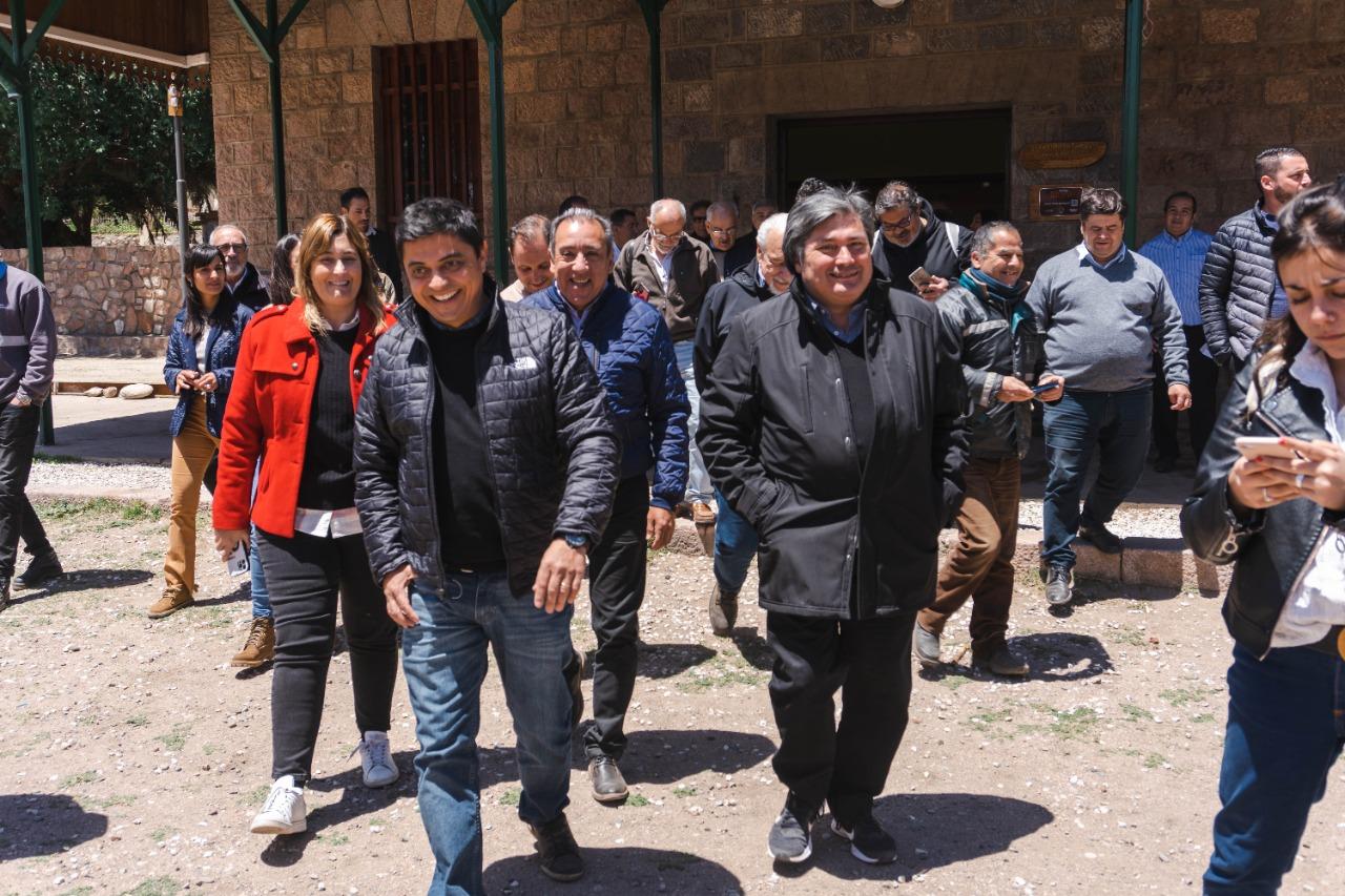 EL TREN DE LAS SIERRAS A PUNTO DE REGRESAR A CAPILLA DEL MONTE 