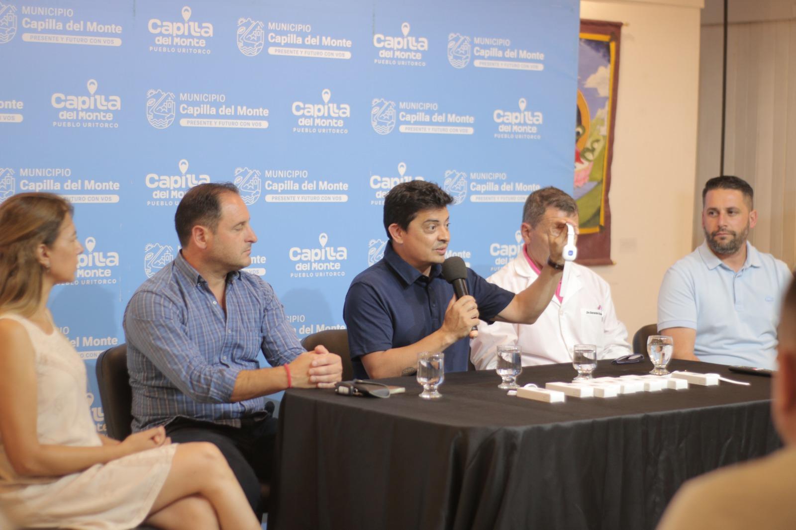 Capilla del Monte present el Botn de Alerta en Emergencias para Adultos Mayores