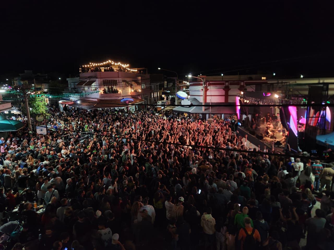 Otra noche de otro mundo al pie del Uritorco